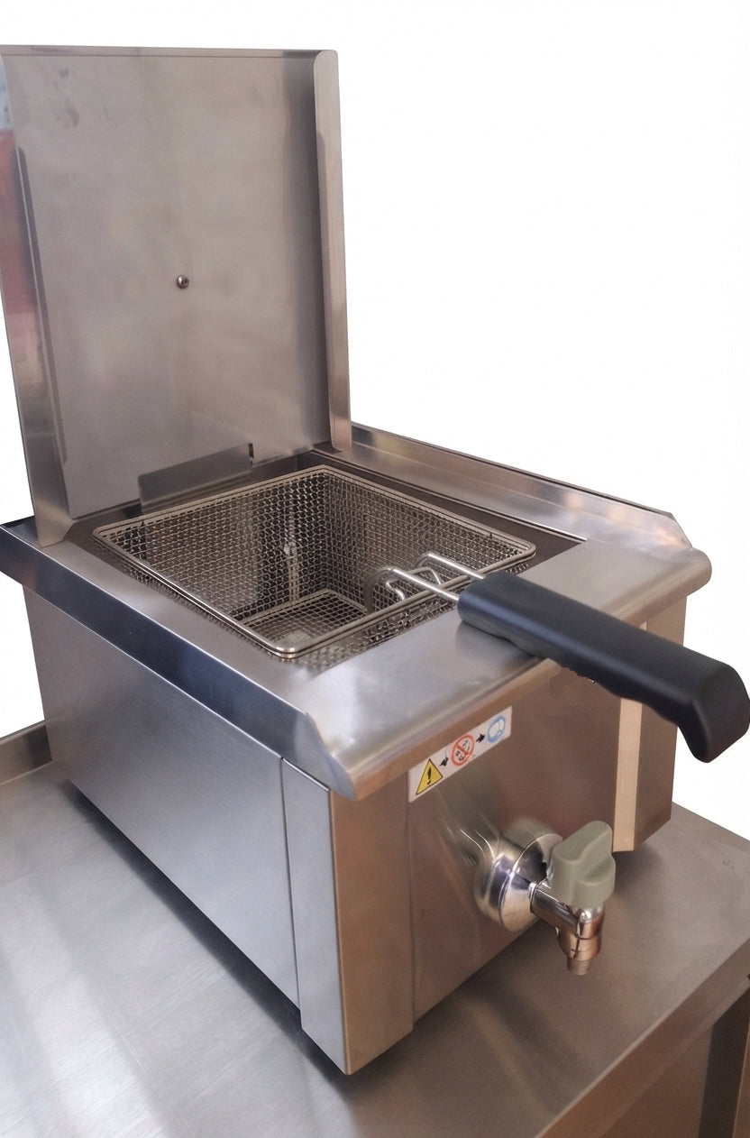 Friggitrice elettrica per bar - banco snack - rubinetto di scarico - capacità vasca 7 lt.